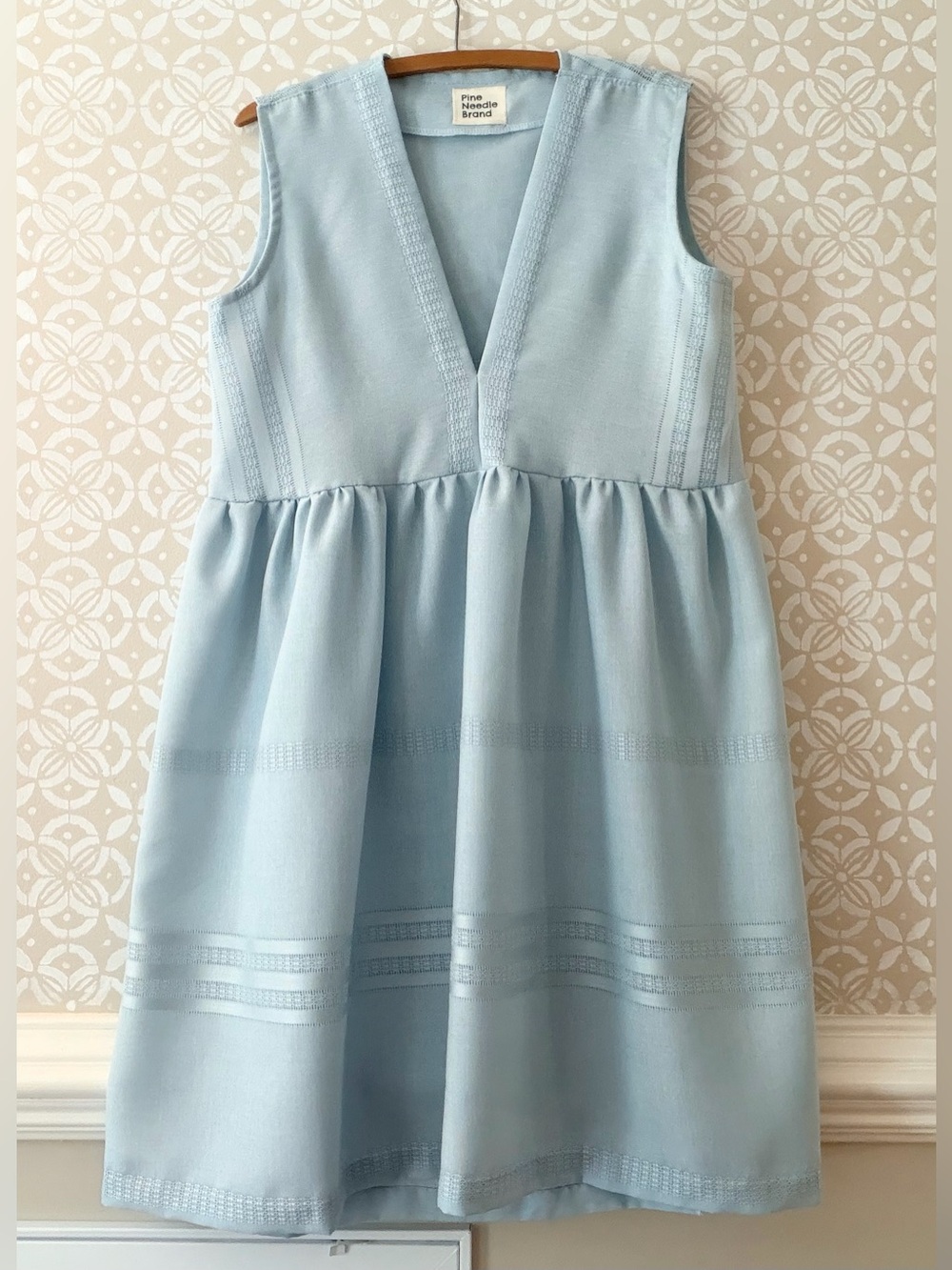 Light Blue V-Neck Sleeveless Dress